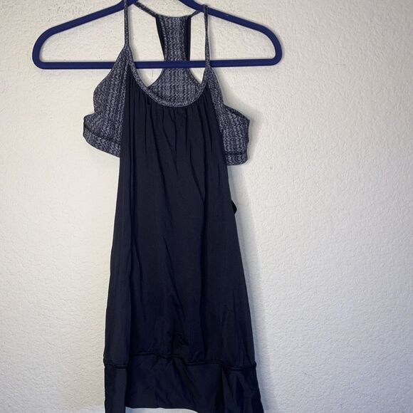 Lululemon tank top No Limits Black Racerback built in Sports Bra 6 gym run - Picture 1 of 9